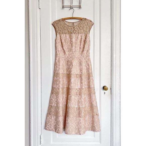 Kay Unger • Cap Sleeve Illusion Lace Dress tea length blush nude pink gold - Picture 2 of 9